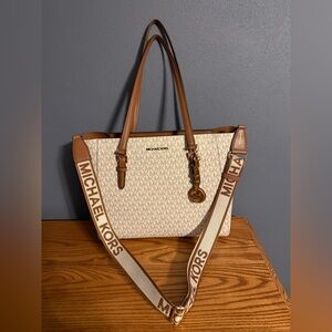 Michael Kors Charlotte 3-in-1 Crossbody/Tote Tan and Cream Tote Bag